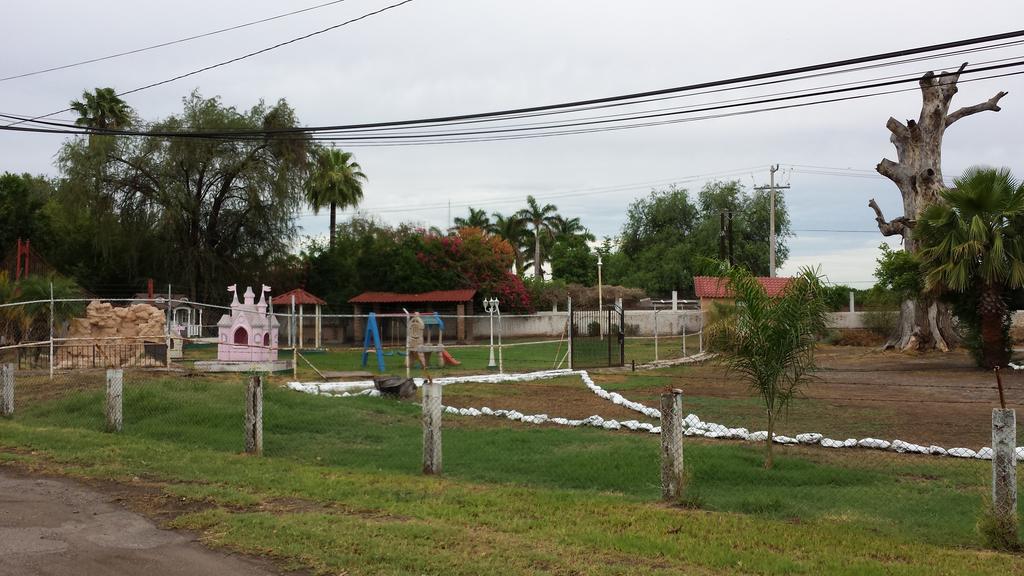 Hotel El Rancho Navojoa Esterno foto