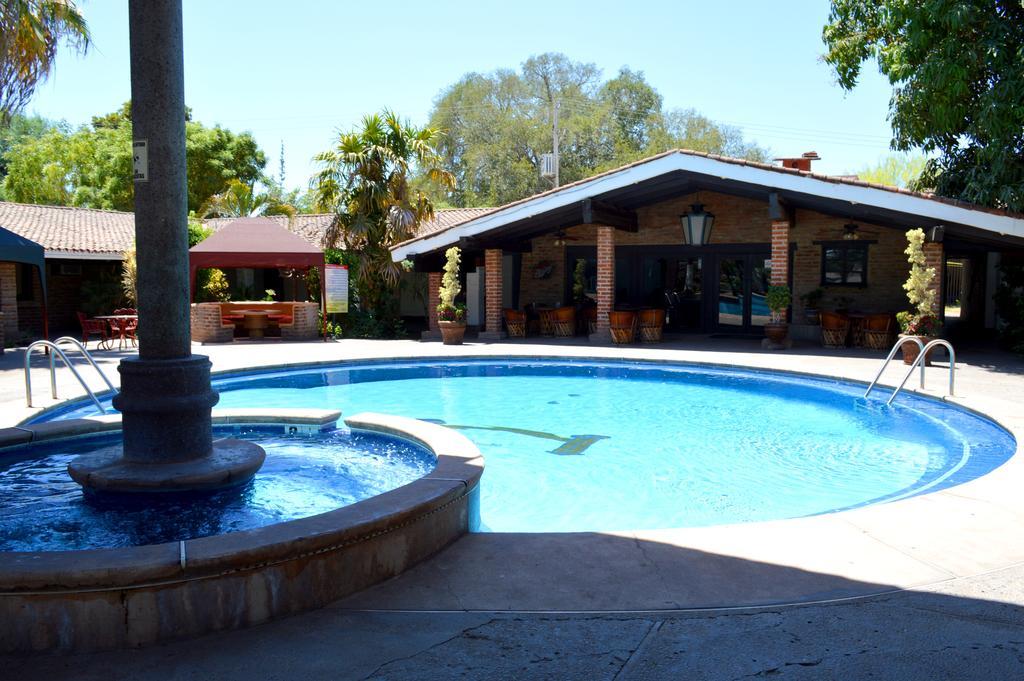 Hotel El Rancho Navojoa Esterno foto